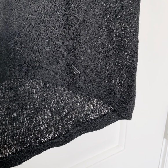 Plenty- Monk & Lou semi mesh black top - Picture 3 of 4